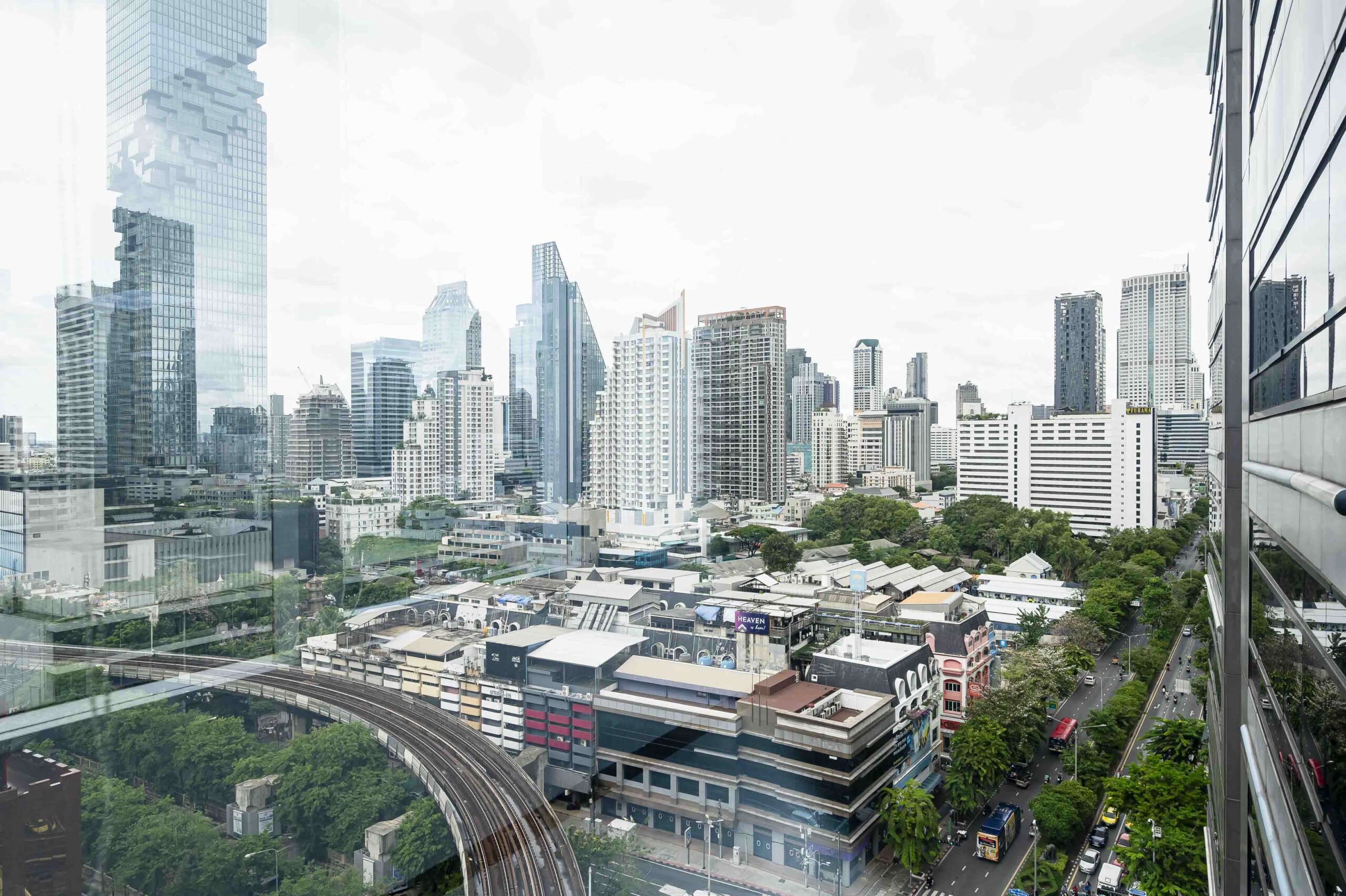 Paso Tower 16th Floor-12