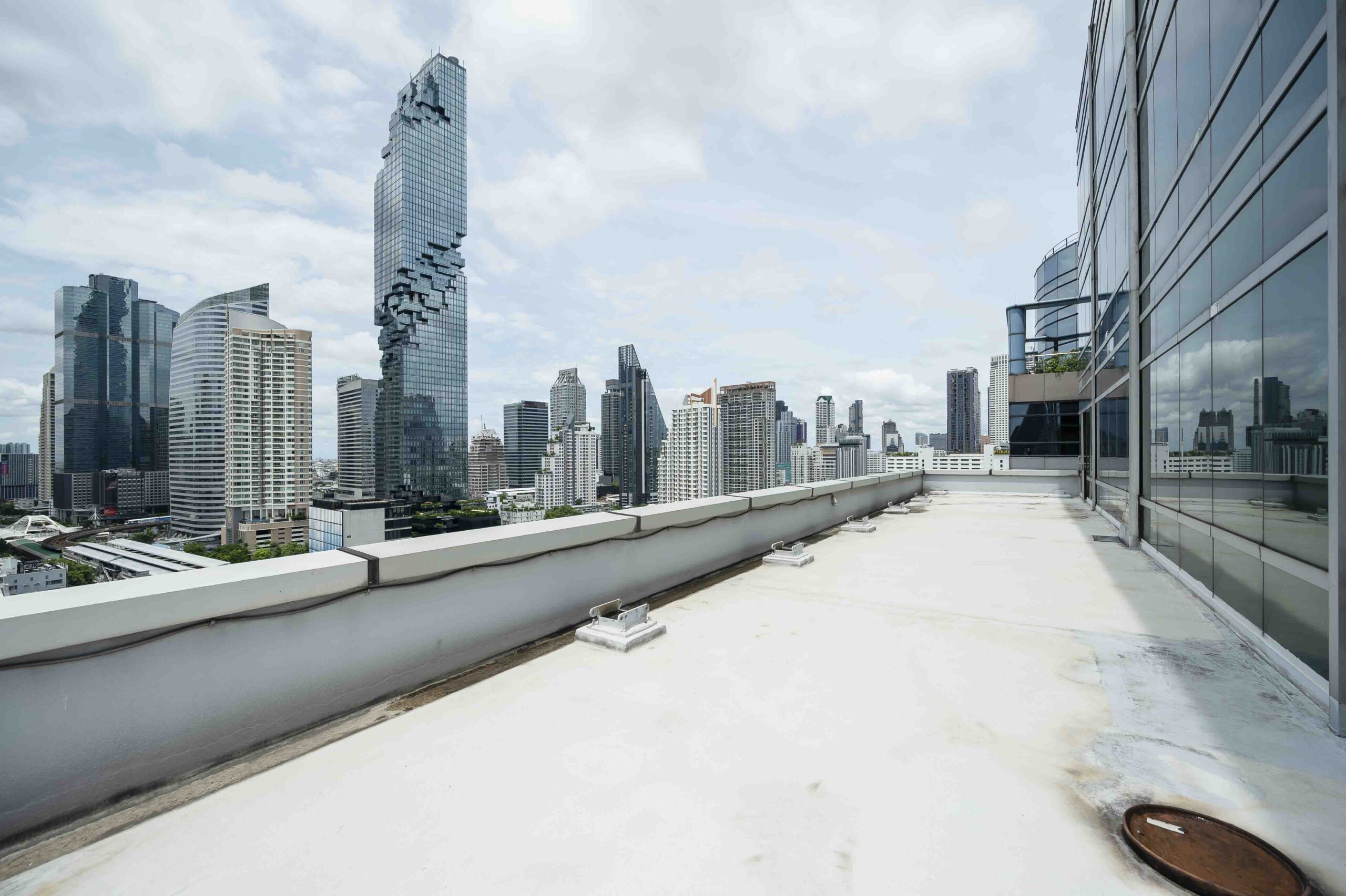 Paso Tower 19th Floor-18